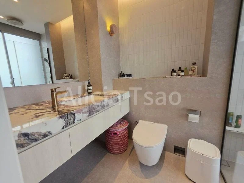 2 Bed Condo for Sale in  Suites @ Amber - Image 7