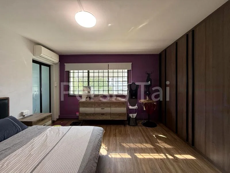 Executive HDB for Sale in  544 Pasir Ris Street 51 - Image 3
