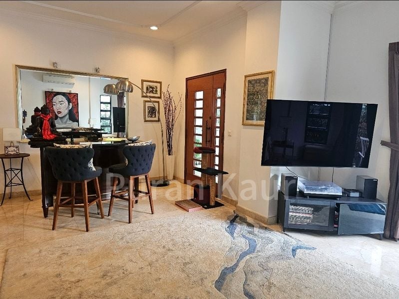 7 Bed Semi-Detached House (Landed) for Rent in  Eastwood Road - Image 14