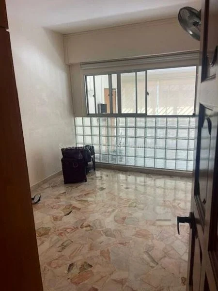 5 Room (5A) HDB for Rent in  205 Tampines Street 21 - Image 3