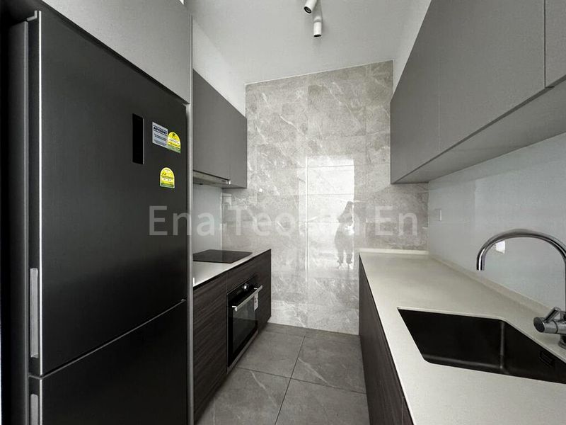 2 Bed Condo for Rent in  Stirling Residences - Image 6