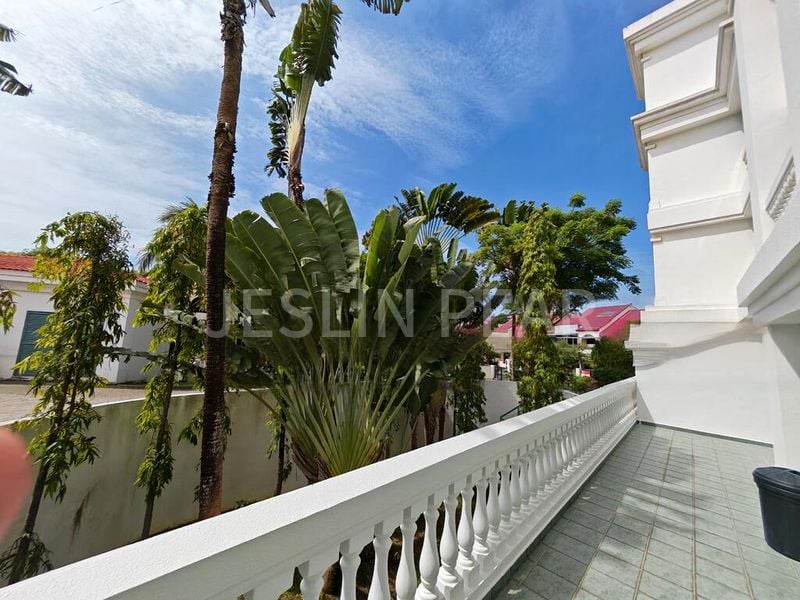 3 Bed Condo for Sale in  Stratford Court - Image 8