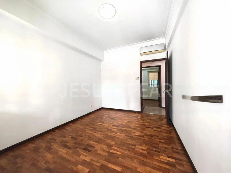 3 Bed Condo for Sale in  Stratford Court - Image 3