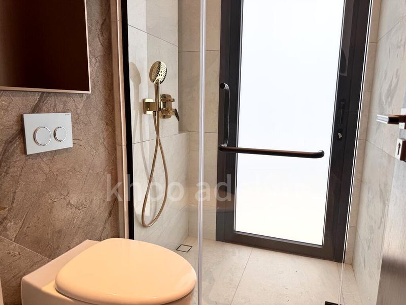 6 Bed Semi-Detached House (Landed) for Sale in  Dunearn Road - Image 4