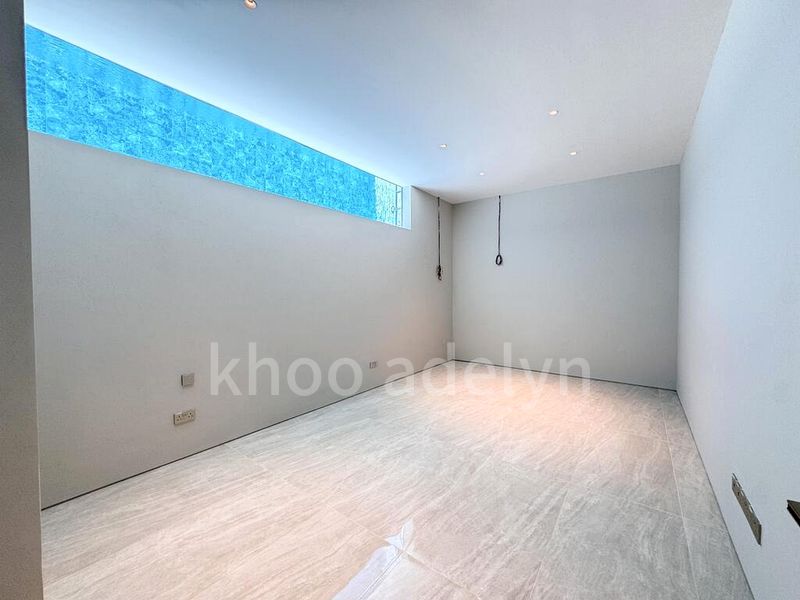 6 Bed Semi-Detached House (Landed) for Sale in  Dunearn Road - Image 6