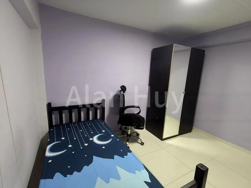 Common Room (HDB) for Rent in 219 Lorong 8 Toa Payoh - Image 5
