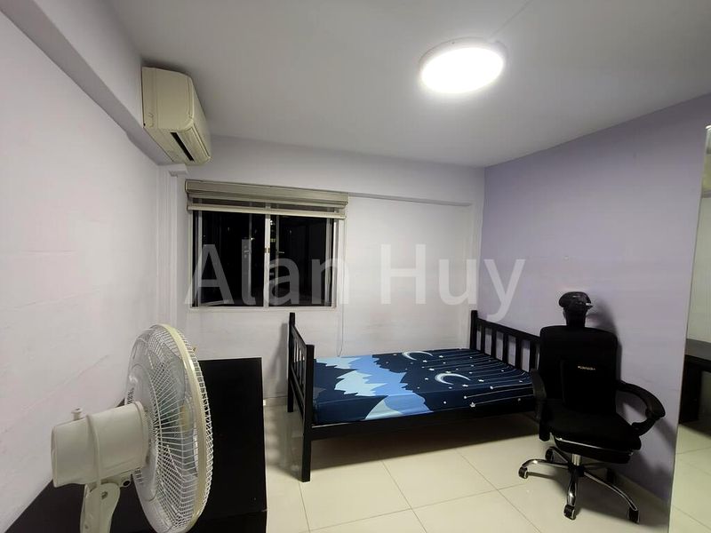 Common Room (HDB) for Rent in 219 Lorong 8 Toa Payoh - Image 7