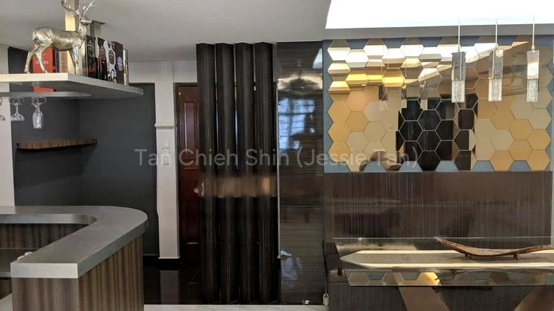 5 Room (5I) HDB for Sale in  295A Compassvale Crescent - Image 1
