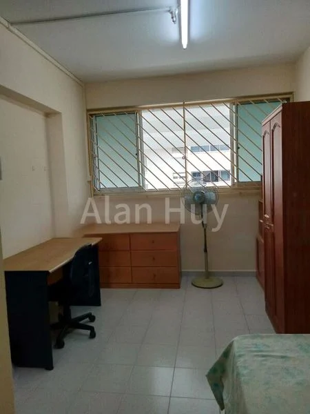 Room (HDB) for Rent in 230 Simei Street 4 - Image 2