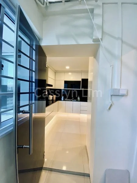 Common Room (HDB) for Rent in  355 Woodlands Avenue 1 - Image 4