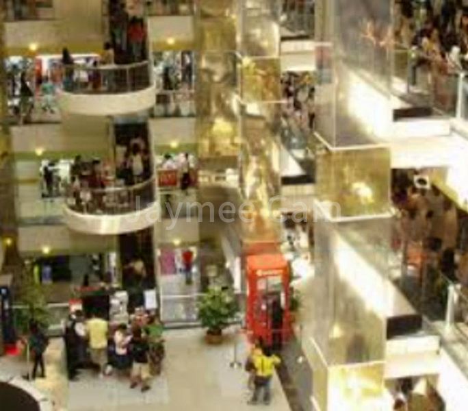 Shop / Shophouse for Rent: Retail space on Orchard Road - Image 3