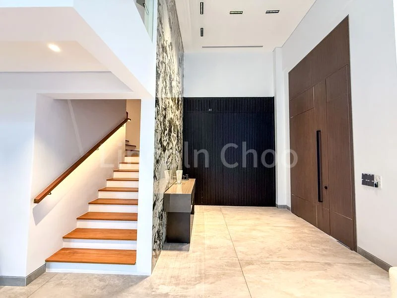 6+1 Bed Semi-Detached House (Landed) for Sale in  Serangoon Garden Way - Image 19