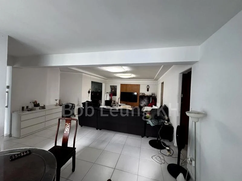 5 Room (5A) HDB for Sale in  126 Tampines Street 11 - Image 2