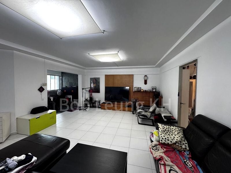 5 Room (5A) HDB for Sale in  126 Tampines Street 11 - Image 1
