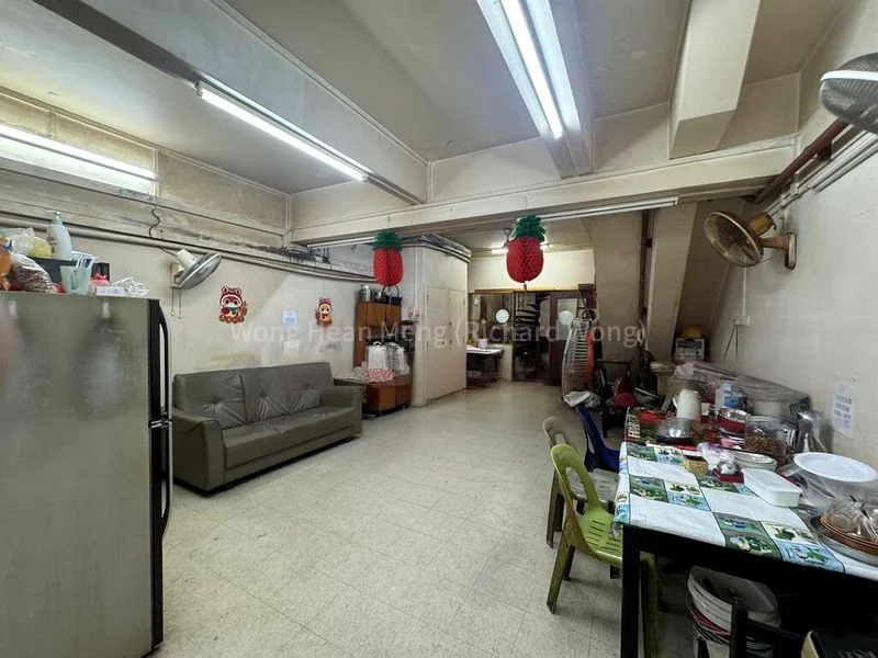 Shop / Shophouse for Sale: Rare Geylang shophouse with excellent traffic - Image 5
