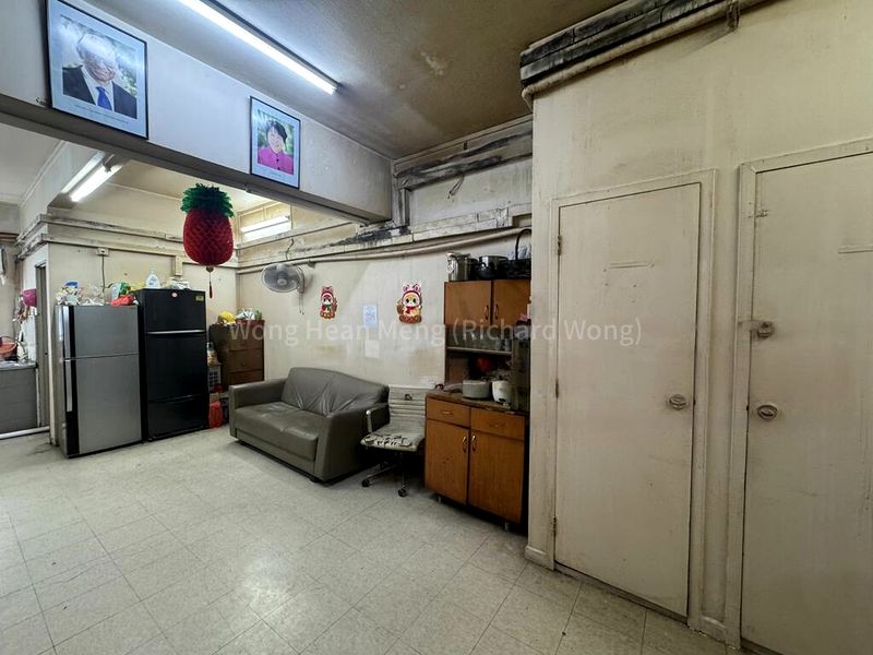 Shop / Shophouse for Sale: Rare Geylang shophouse with excellent traffic - Image 9