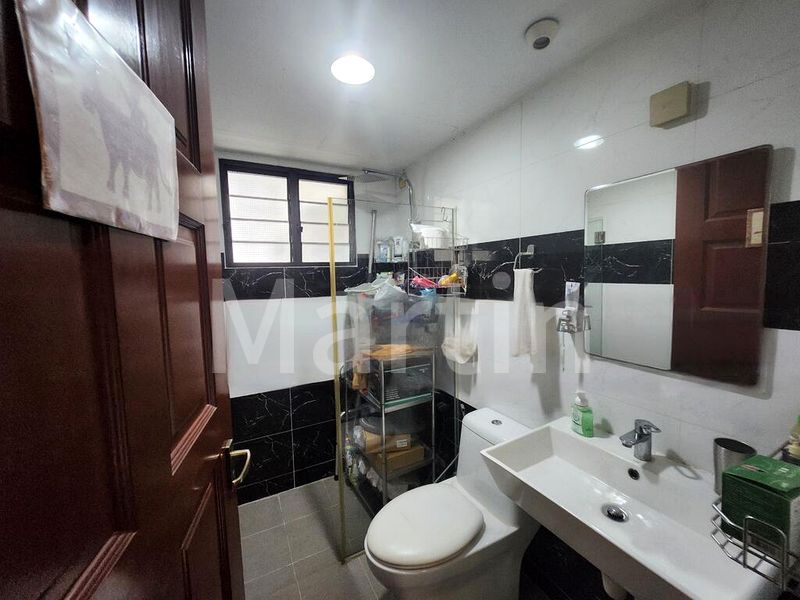 4 Room (4A) HDB for Sale in 152 Lorong 2 Toa Payoh - Image 8