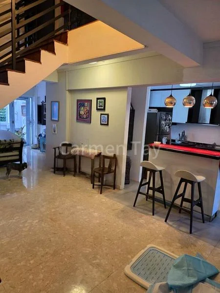 Maisonette HDB for Sale in  105 Jalan Rajah - Image 1