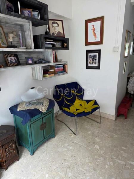Maisonette HDB for Sale in  105 Jalan Rajah - Image 5