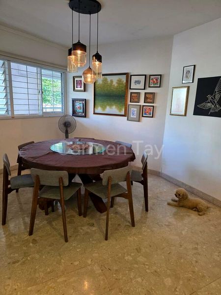 Maisonette HDB for Sale in  105 Jalan Rajah - Image 8