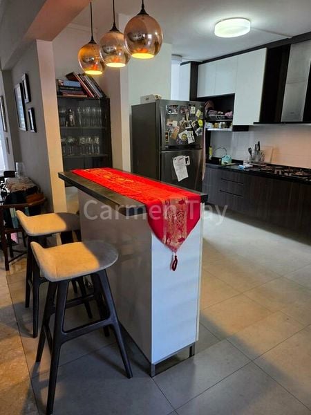 Maisonette HDB for Sale in  105 Jalan Rajah - Image 6