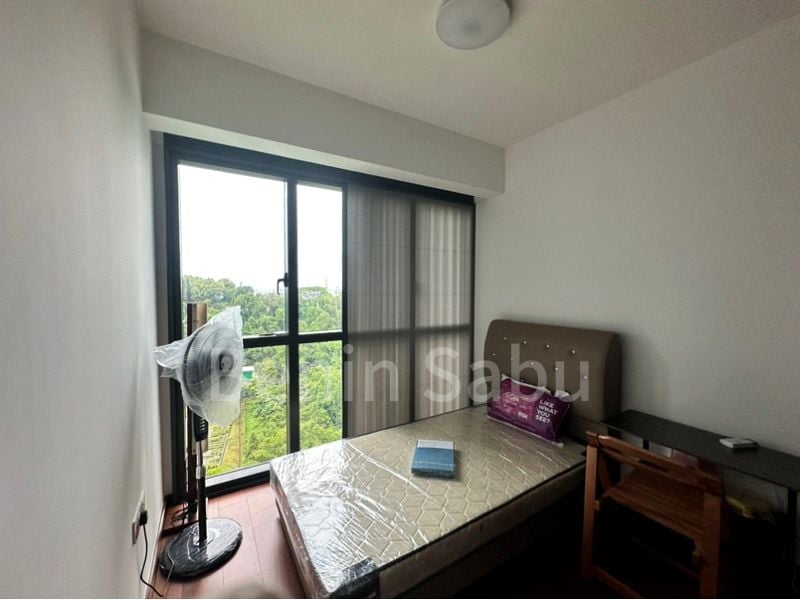 Common Room (Condo) for Rent in  Normanton Park - Image 4