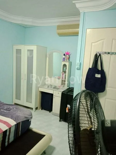 4 Room (4S) HDB for Rent in 344 Woodlands Street 32 - Image 1