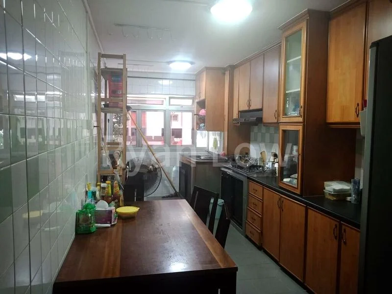 4 Room (4S) HDB for Rent in 344 Woodlands Street 32 - Image 2