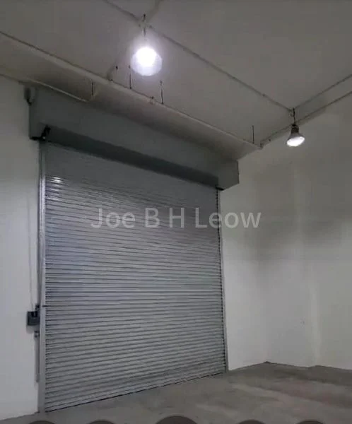 Light Industrial (B1) for Sale: Wave 9, 9,000 Sq Ft, Unit 9, Foundry Industrial Estate - Image 2