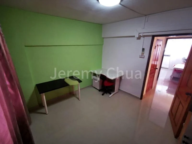 Room (HDB) for Rent in  270 Tampines Street 21 - Image 9