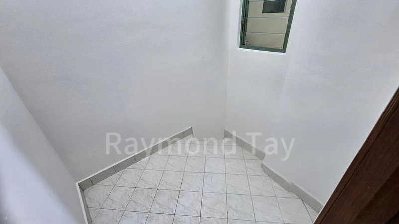 Common Room (Condo) for Rent in  Palm Gardens - Image 1