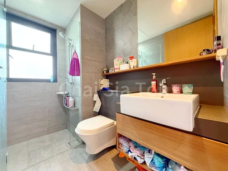 3 Bed Condo for Sale in  The Navian - Image 14