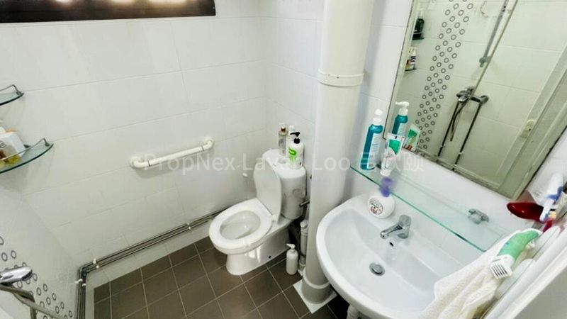 Common Room (HDB) for Rent in  332 Clementi Avenue 2 - Image 7