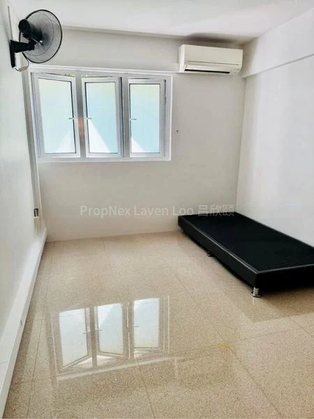 Common Room (HDB) for Rent in  332 Clementi Avenue 2 - Image 11