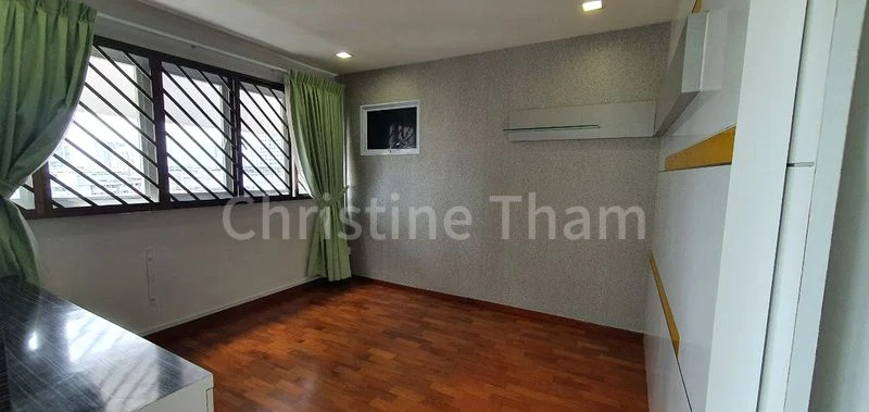 5 Room (5I) HDB for Rent in  458 Ang Mo Kio Avenue 10 - Image 4
