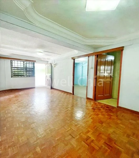 3 Room (3I) HDB for Sale in  20 Dover Crescent - Image 3