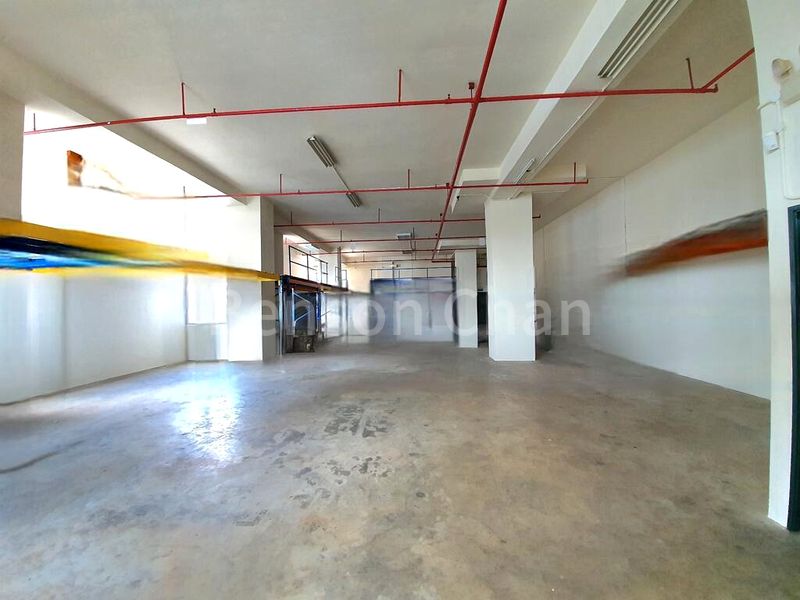 Light Industrial (B1) for Rent: Elite Industrial Building I - Image 8