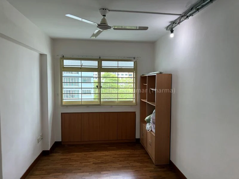 5 Room (5I) HDB for Sale in  134 Edgedale Plains - Image 6