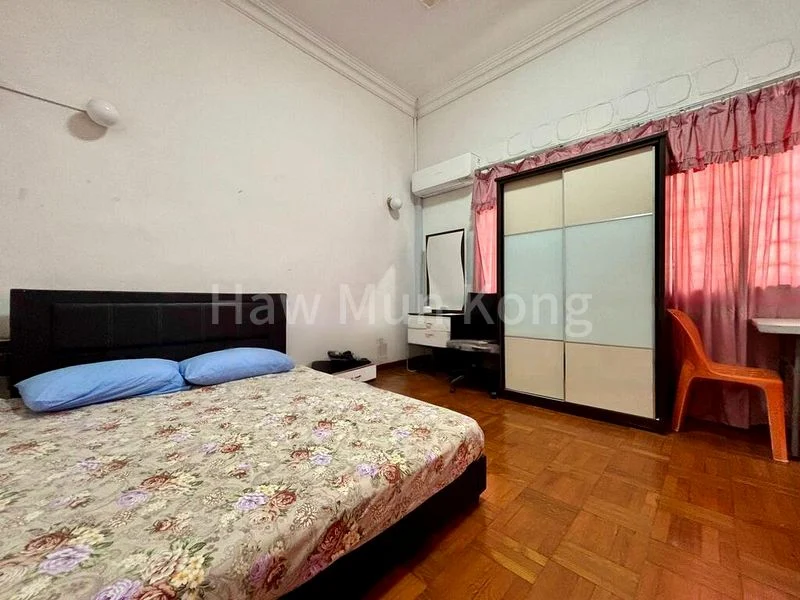8 Bed Bungalow (Landed) for Sale in  Lorong Sarhad - Image 11
