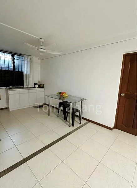 Common Room (HDB) for Rent in 3 Everton Park - Image 3