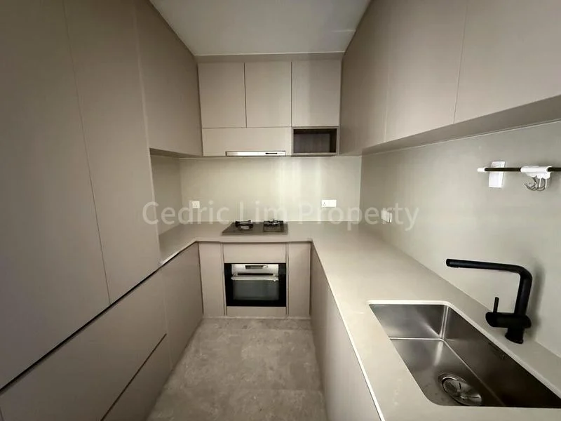 2 Bed Apartment (Condo) for Rent in  33 Devonshire - Image 2