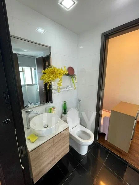 2 Bed Condo for Rent in  Stadia - Image 11