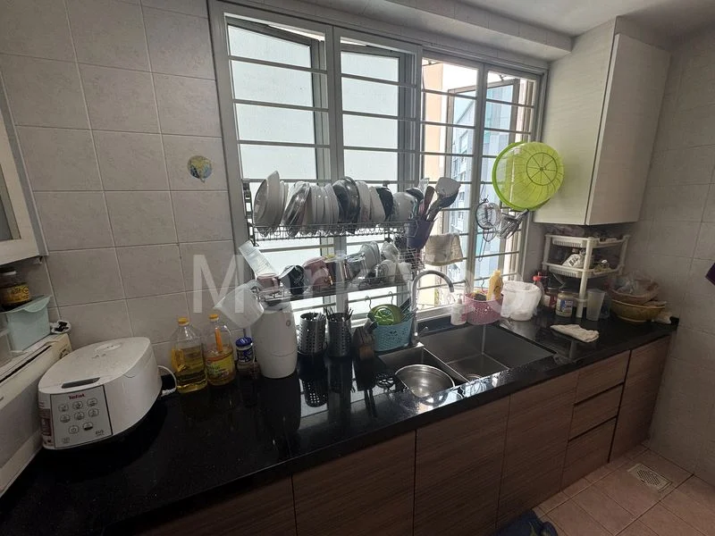 3 Bed Condo for Sale in  Northoaks - Image 5