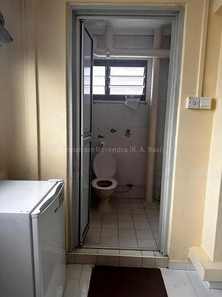 Common Room (HDB) for Rent in  917 Hougang Avenue 9 - Image 4