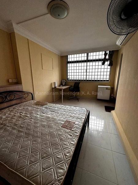 Common Room (HDB) for Rent in  917 Hougang Avenue 9 - Image 1