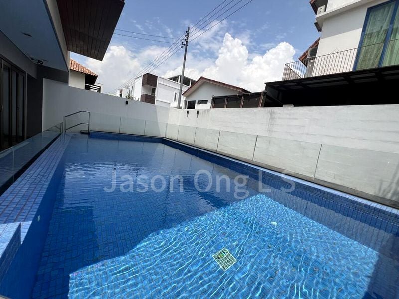 5 Bed Semi-Detached House (Landed) for Sale in Lucky View - Image 3