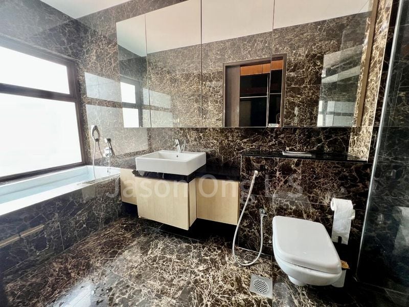 5 Bed Semi-Detached House (Landed) for Sale in Lucky View - Image 10