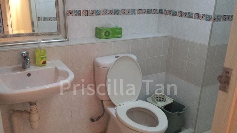 4 Room (4A) HDB for Rent in  384 Bukit Batok West Avenue 5 - Image 2
