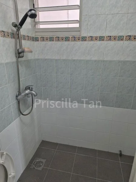 4 Room (4A) HDB for Rent in  384 Bukit Batok West Avenue 5 - Image 8