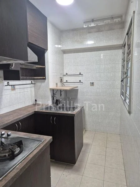 4 Room (4A) HDB for Rent in  384 Bukit Batok West Avenue 5 - Image 3